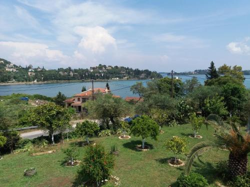 Fotografie z fotogalerie ubytování Athineos Apartments v destinaci Kommeno