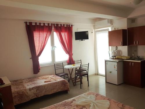 Foto dalla galleria di Villa & Apartments Antigona a Ohrid