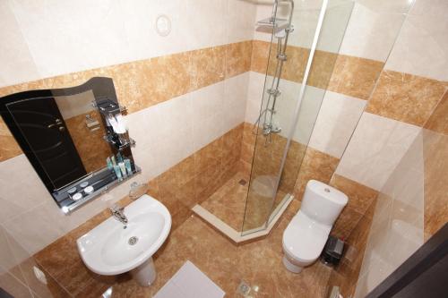 Koupelna v ubytování MariaLuis Hotel