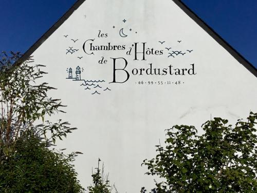 Certifikát, hodnocení, plakát nebo jiný dokument vystavený v ubytování Les Chambres d'Hôtes de Bordustard