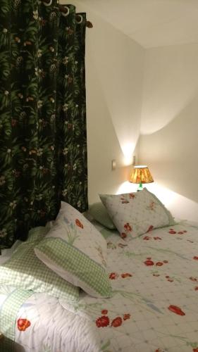 Katil atau katil-katil dalam bilik di Suites em meio a Mata Atlântica