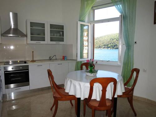 Apartment by the sea Rabac 1093