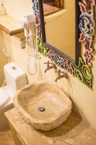 Un baño de Kenting Afei Surf Hostel Nanwan