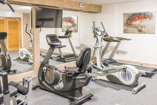 Fitness centrum a/nebo fitness zařízení v ubytování Residence Le Roc Noir