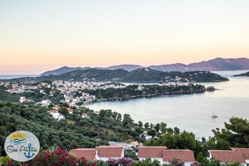 Fotografie z fotogalerie ubytování San Antonio Hotel & Apartments v destinaci Megali Ammos