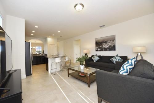 5411 Solterra Resort 5 Bedroom Villa, Davenport, United States