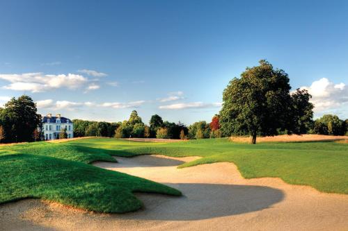 Golf v hotelu nebo okolí
