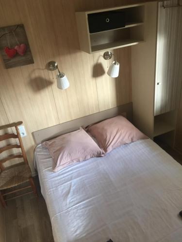 Postel nebo postele na pokoji v ubytování Bourguette