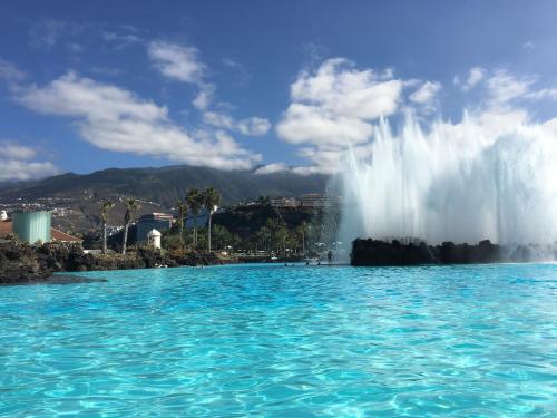 Bazén v ubytování Martianez nebo v jeho okolí