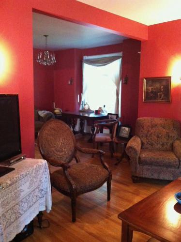 Χώρος καθιστικού στο Sir Edgar House B&B