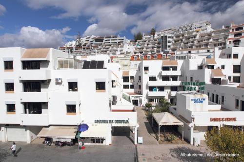 Edificio Albufeira Apartamentos A. Local - Albuturismo Lda