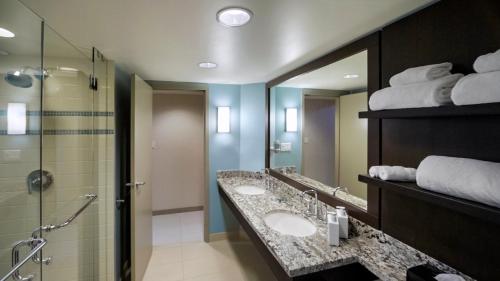 Aava Whistler Hotel Image