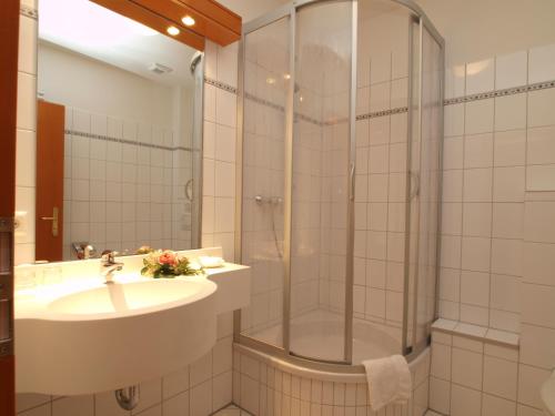 Phòng tắm tại Hotel Matthias