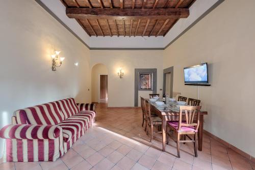 Central Strozzi by Mmega