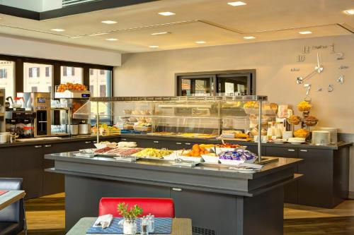 iQ Hotel Roma photo 38