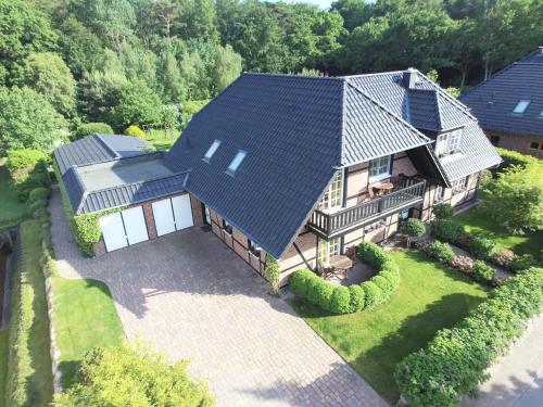 an aerial view of a house with a roof at Haus Gode Tied - Apt. 01 in Ostseebad Sellin