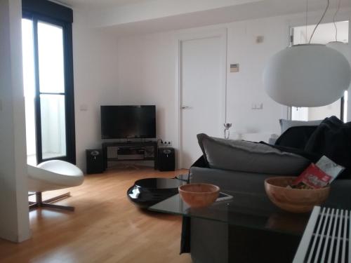 Lovely 2 BR Terrace Wifi Parking AC Heating Attic, Valencia ...