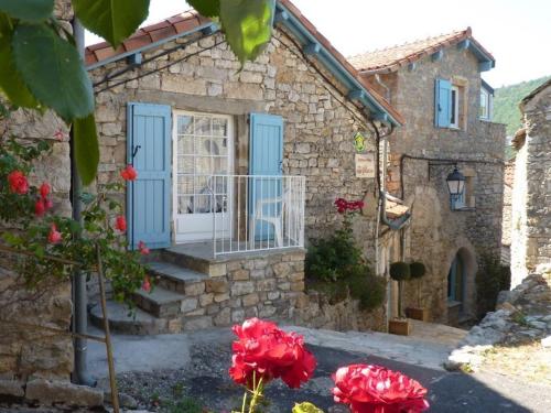 Φωτογραφία από το άλμπουμ του Les Falaises σε Mostuéjouls
