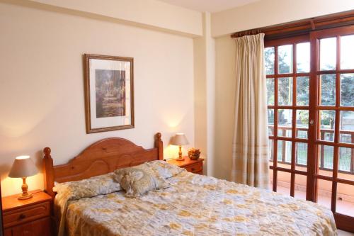 En eller flere senge i et værelse på Antu-Alen II