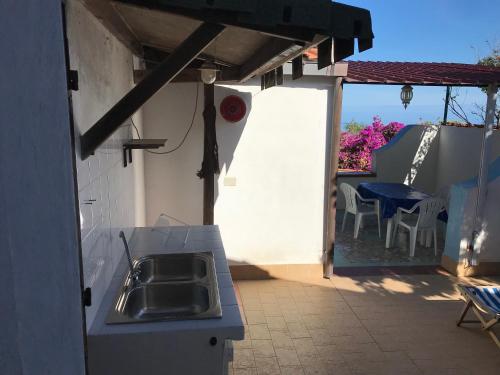 Φωτογραφία από το άλμπουμ του Case del Tramonto σε Ustica