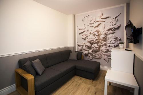Χώρος καθιστικού στο White Home Apartment