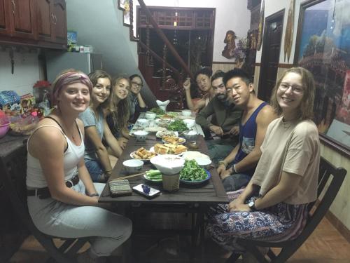 Επισκέπτες που μένουν στο Terra Cotta Homestay