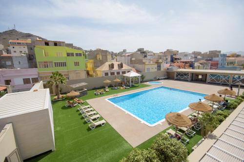 an overhead view of a swimming pool on top of a building at Oasis Porto Grande in Mindelo