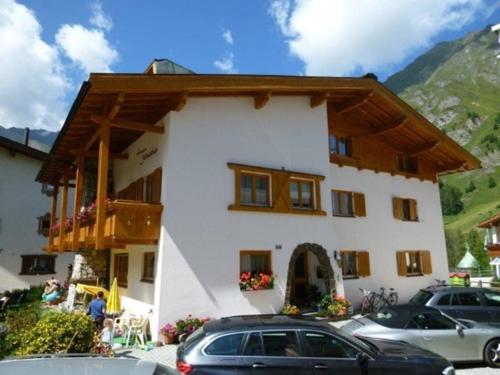 Nespecifikovaný výhled na hory nebo výhled na hory při pohledu z apartmánu