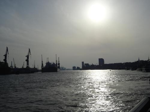 a view of a body of water with boats at Ahoi-Gästehaus in Hamburg