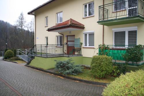 Budynek, w którym mieści się apartament