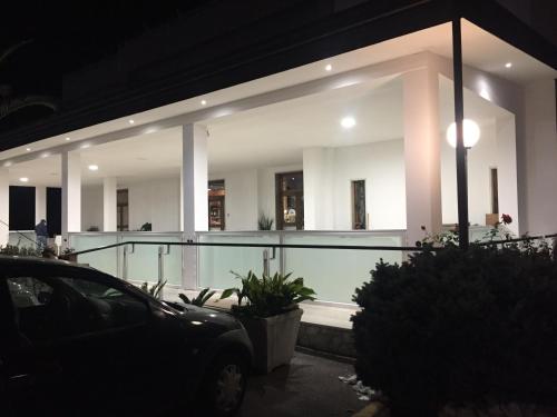 Bazén v ubytování Hotel Vallisdea nebo v jeho okolí