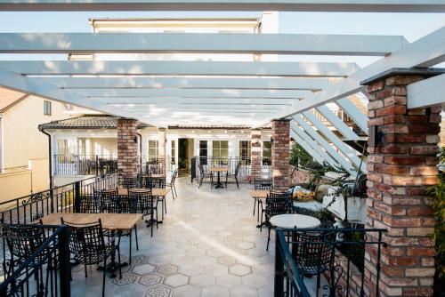 Restaurace v ubytování Sundial Boutique Hotel