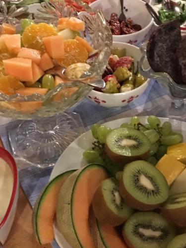 Makanan di atau berdekatan hotel
