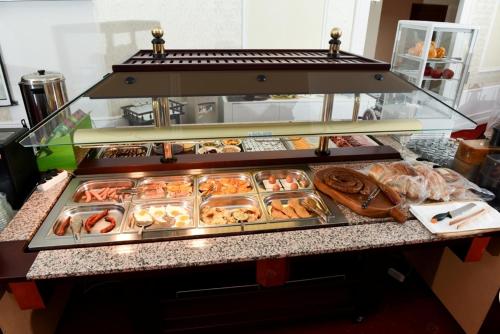 Jídlo v hotelu nebo okolí