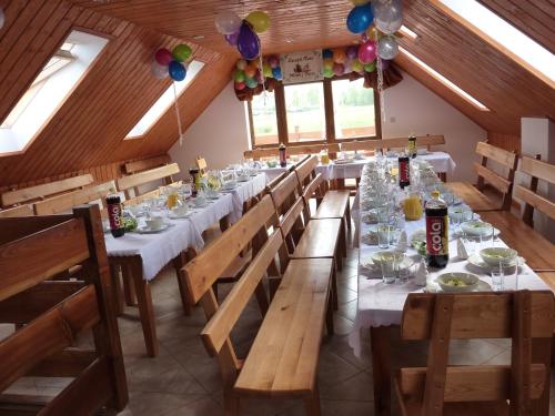 Restoran atau tempat lain untuk makan di Zajazd Nad Rzeczką