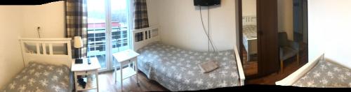Χώρος καθιστικού στο Route 7 Rooms
