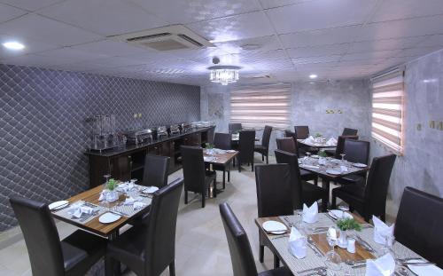 Valley Front View Hotel 레스토랑 또는 맛집