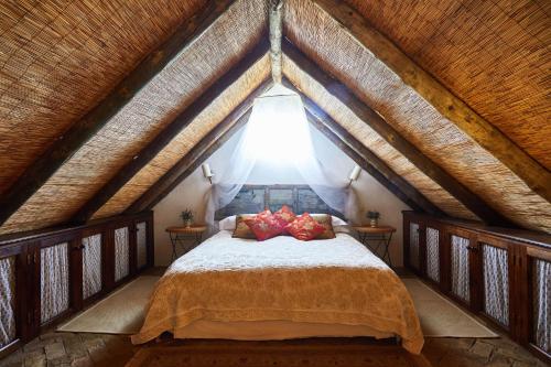 Кровать или кровати в номере Hacienda de San Rafael
