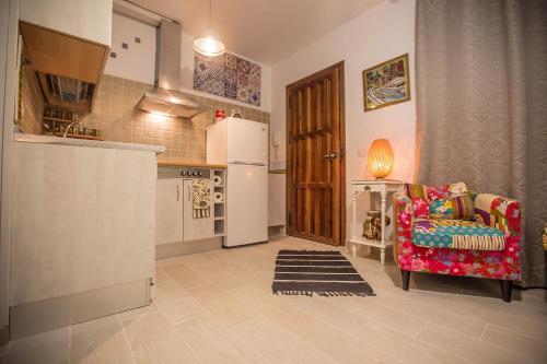 Kuchyňa alebo kuchynka v ubytovaní Buddhalounge Apartments