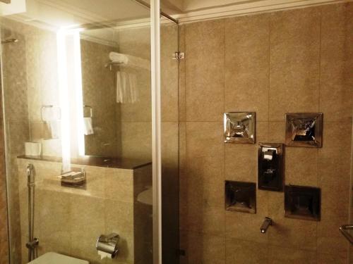 Koupelna v ubytování Hotel Oxina Lygon