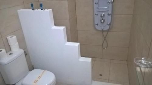 Lagada Beach Hotelにあるバスルーム