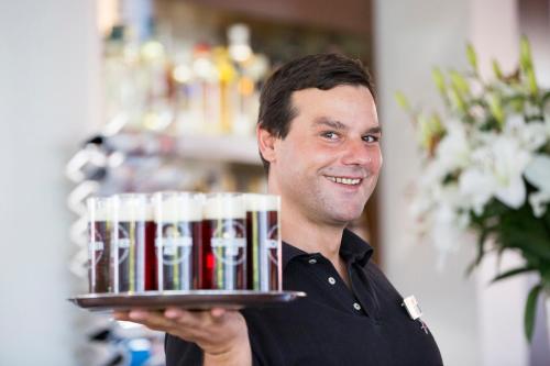 Clients de l'établissement Auszeit Hotel Düsseldorf - das Frühstückshotel