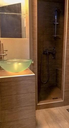 Minimal Studio in Paleo Faliro