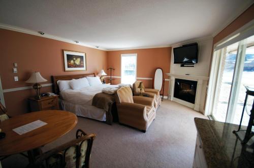 Гостиная зона в South Thompson Inn & Conference Centre