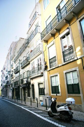 Chiado/Carmo Apartment