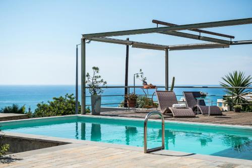 Artistic Pool Private Villa
