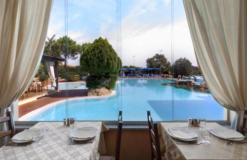 Πισίνα στο ή κοντά στο Colonna Hotel Du Golf