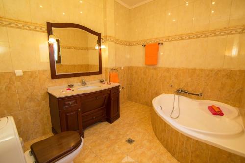 A bathroom at Zante View Studios & Villas