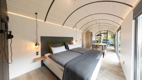 Voodi või voodid majutusasutuse Luxus Appartment im Eisenbahnwaggon toas