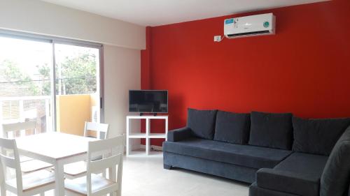 Μια τηλεόραση ή/και κέντρο ψυχαγωγίας στο ACQUA Apartamentos de Mar